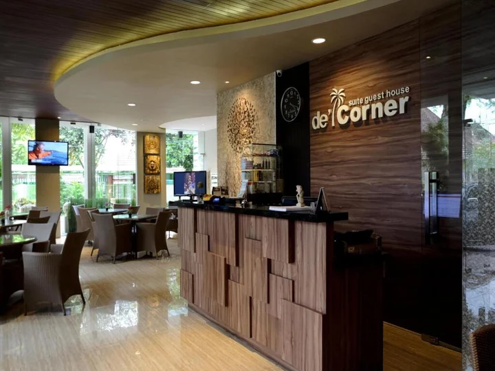 Маланг: De'Corner Guest House