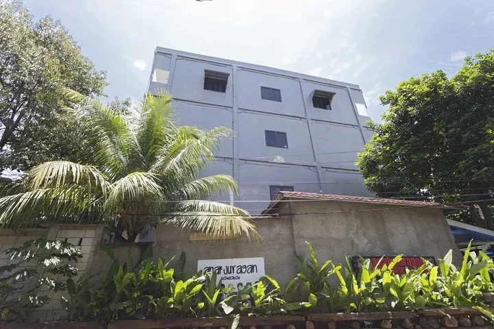 Депок: RedDoorz near University of Indonesia