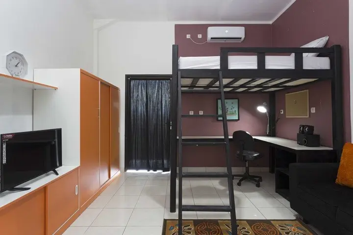 Депок: RedDoorz near University of Indonesia