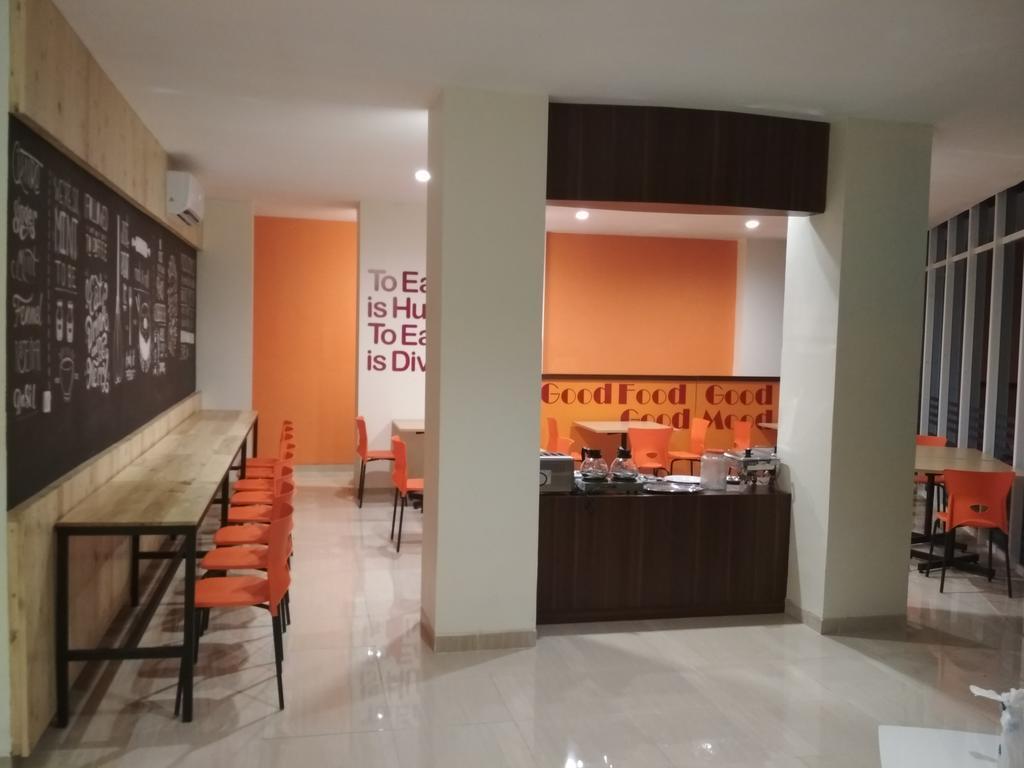 Батуретно: Front One Inn Muntilan