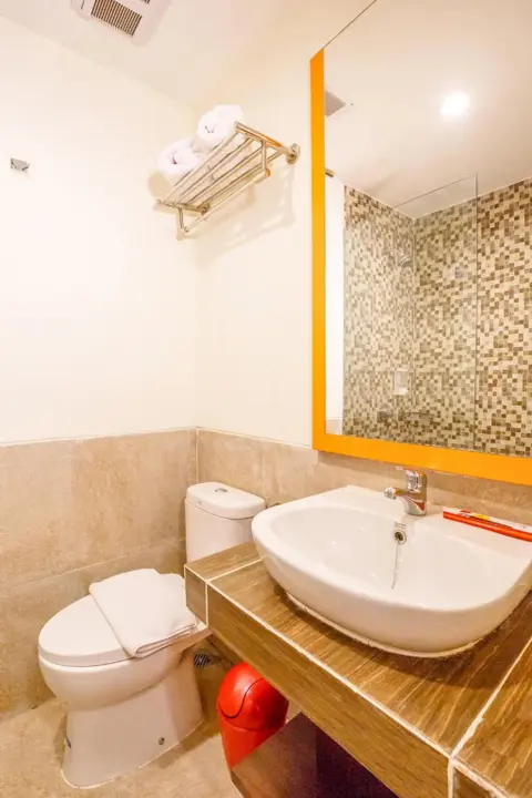 Батуретно: Front One Inn Muntilan