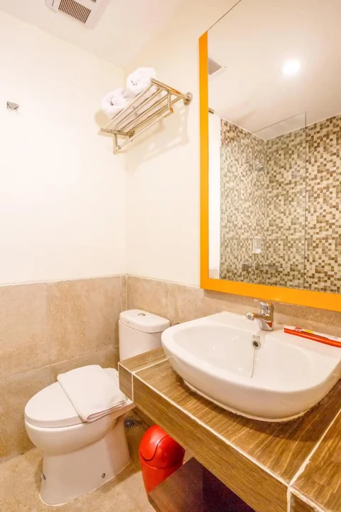 Батуретно: Front One Inn Muntilan