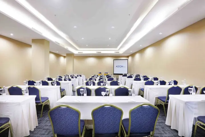 Семаранг: Aston Inn Pandanaran Semarang