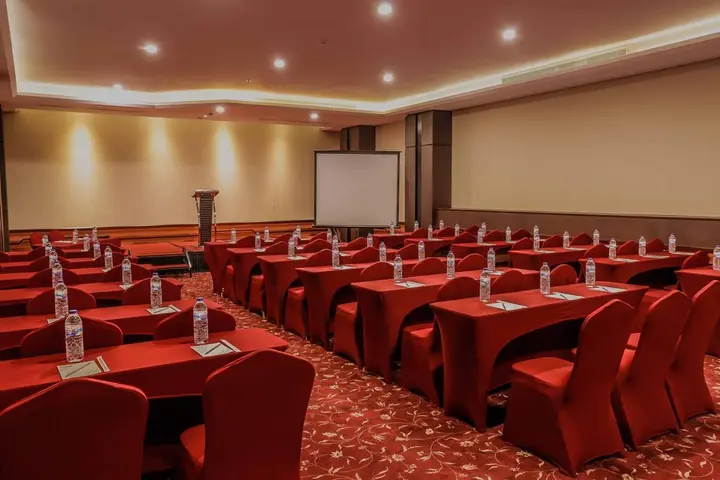 Сурабая: PrimeBiz Hotel Surabaya