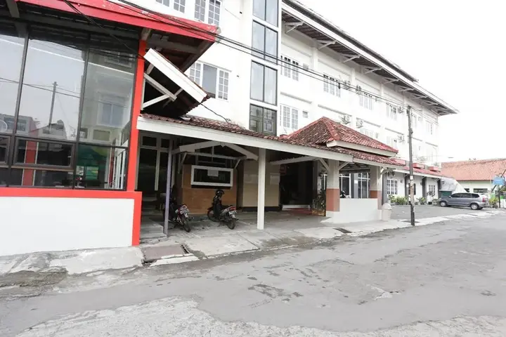 Депок: RedDoorz near Graha Saba UGM