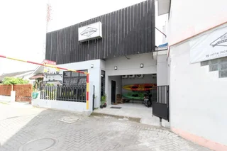 Депок: RedDoorz near Graha Saba UGM