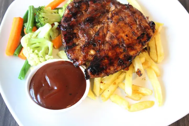Петумбак: The Lively Hotel Kualanamu Airport Medan