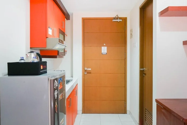 Депок: Comfy Studio Apartment at Margonda Residence 2 By Travelio