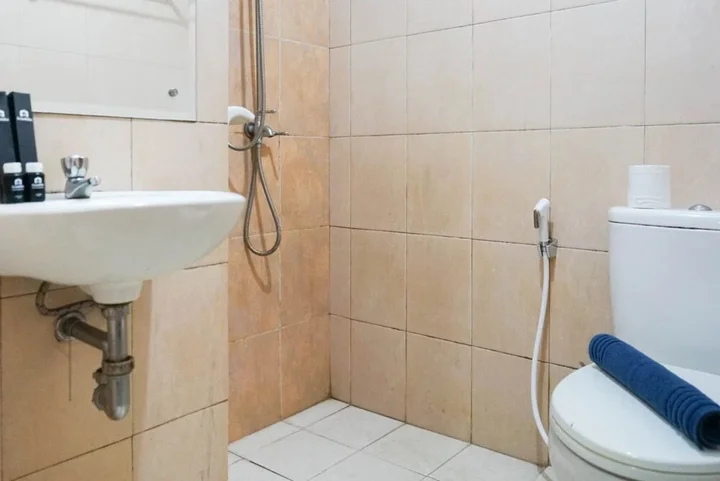 Депок: Comfy Studio Apartment at Margonda Residence 2 By Travelio