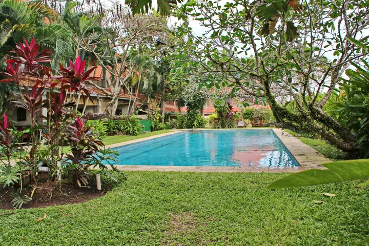 Чангу: Canggu Suites