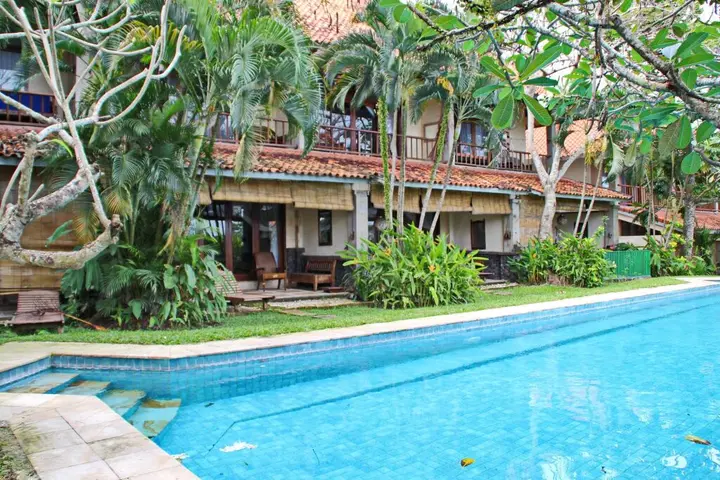 Чангу: Canggu Suites