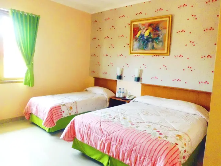 Суракарта: Malioboro Inn Solo
