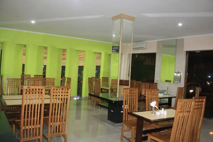 Суракарта: Malioboro Inn Solo