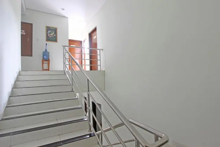 Депок: RedDoorz @ Turangga Sari