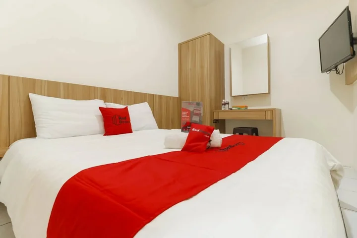 Батам: RedDoorz @ Nagoya Indah