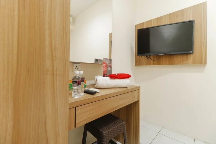 Батам: RedDoorz @ Nagoya Indah