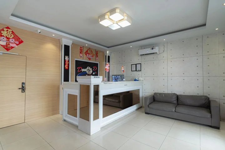 Батам: RedDoorz @ Nagoya Indah