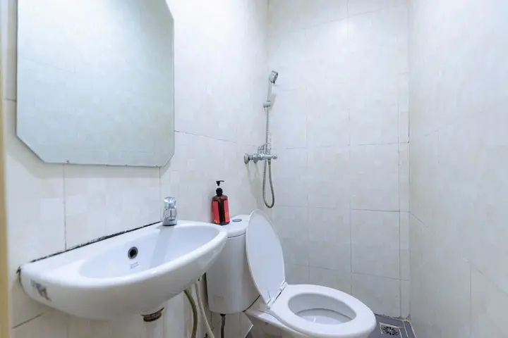 Батам: RedDoorz @ Nagoya Indah