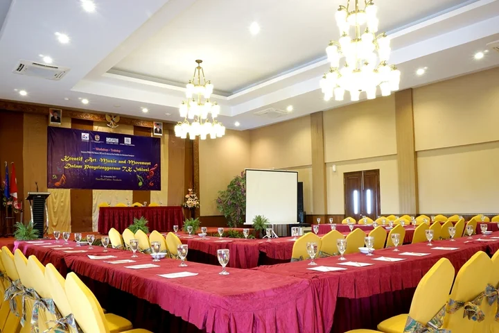 Суракарта: Red Chilies Hotel