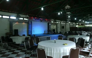 Кебумен: Candisari Hotel & Resto