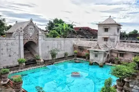 Джокьякарта: PI Home Kraton Yogyakarta