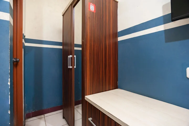 Депок: RedDoorz Plus near Universitas Indonesia