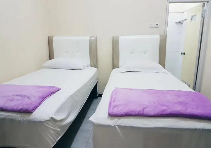 Джембер: Mitra Guest House