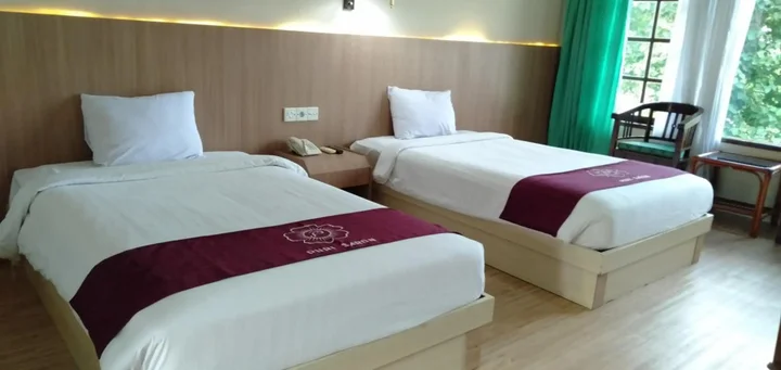 Мангсит: Puri Saron Senggigi Hotel