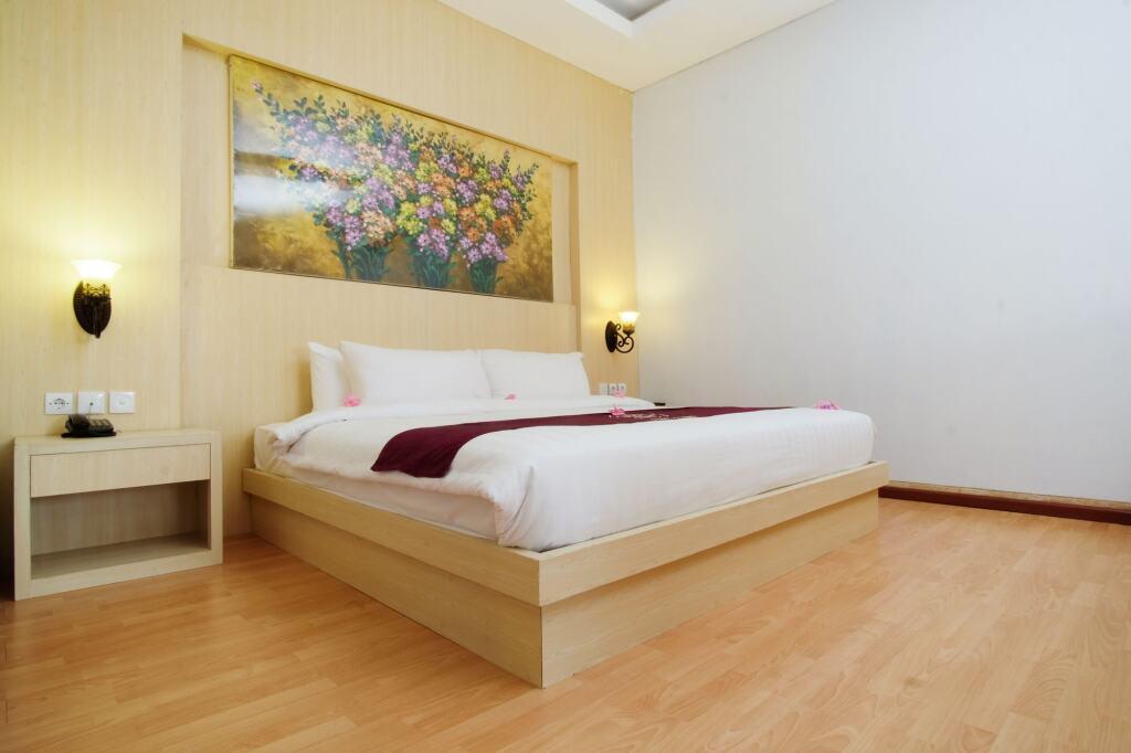 Мангсит: Puri Saron Senggigi Hotel