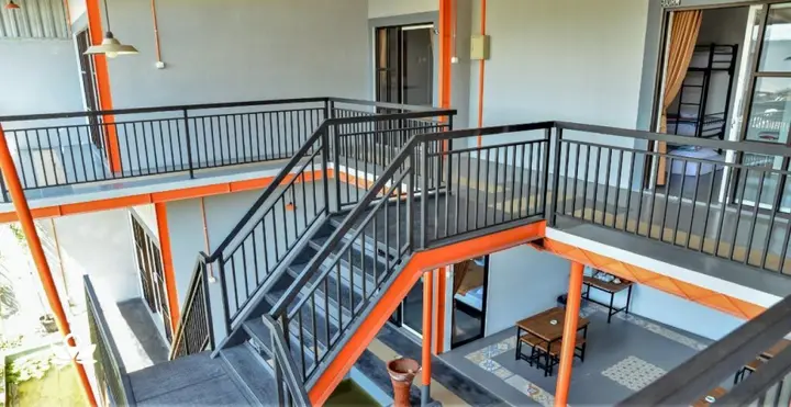 Батуретно: Ndalem Sorogenen Guesthouse