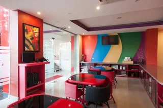 Маланг: RedDoorz near Hawaii Water Park