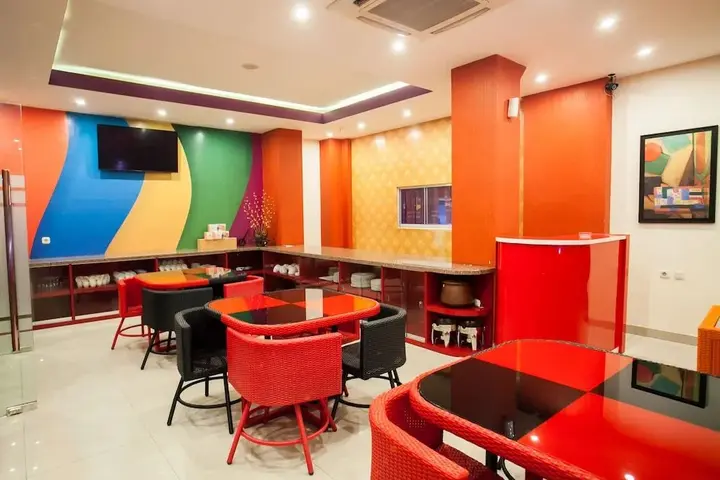 Маланг: RedDoorz near Hawaii Water Park