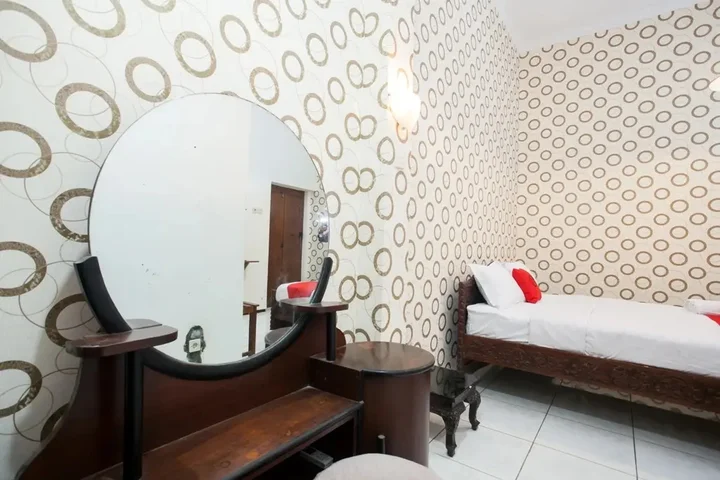 Маланг: RedDoorz near Brawijaya University