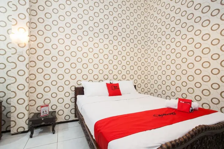 Маланг: RedDoorz near Brawijaya University