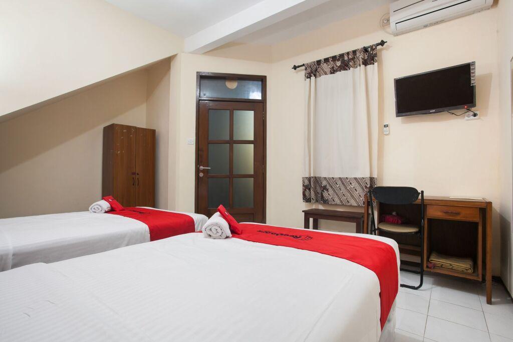 Маланг: RedDoorz near Brawijaya University