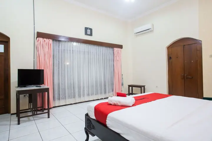 Маланг: RedDoorz near Brawijaya University