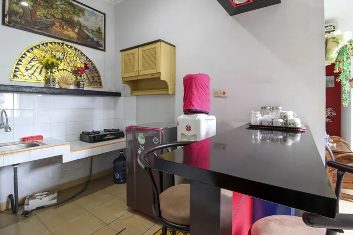 Депок: RedDoorz Plus near Hartono Mall