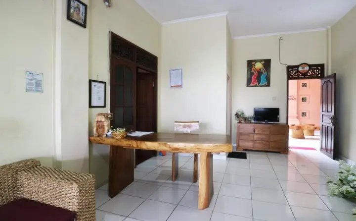 Беноа: Dharma Gita Guest House