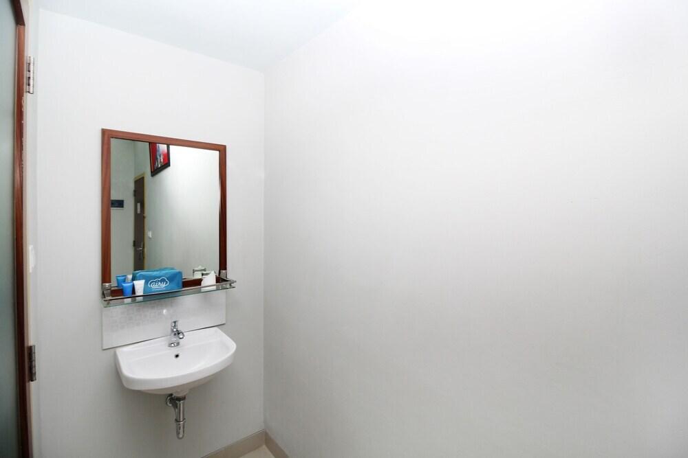 Пеканбару: Airy Teuku Umar 20A Pekanbaru