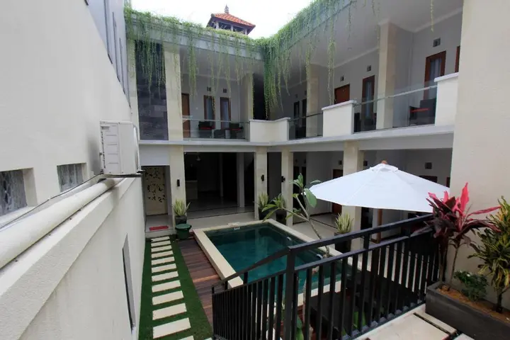 Кута: Tom Guest House