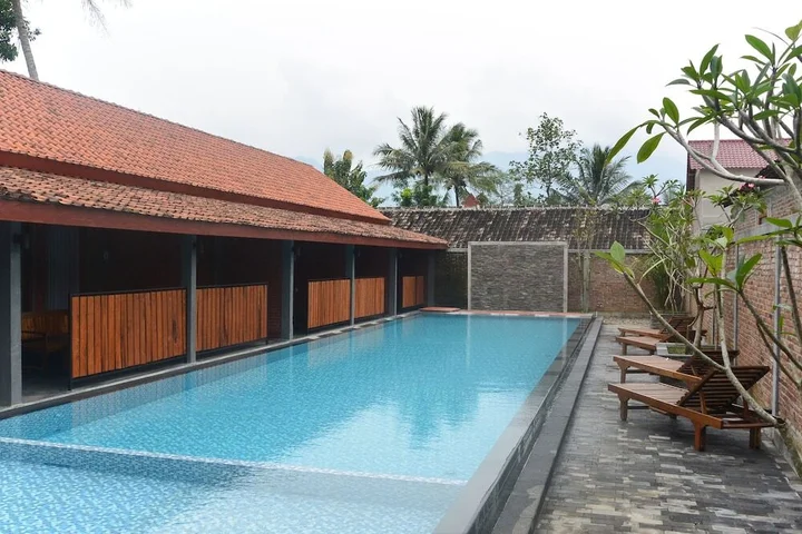 Боробудур: Wahid Borobudur