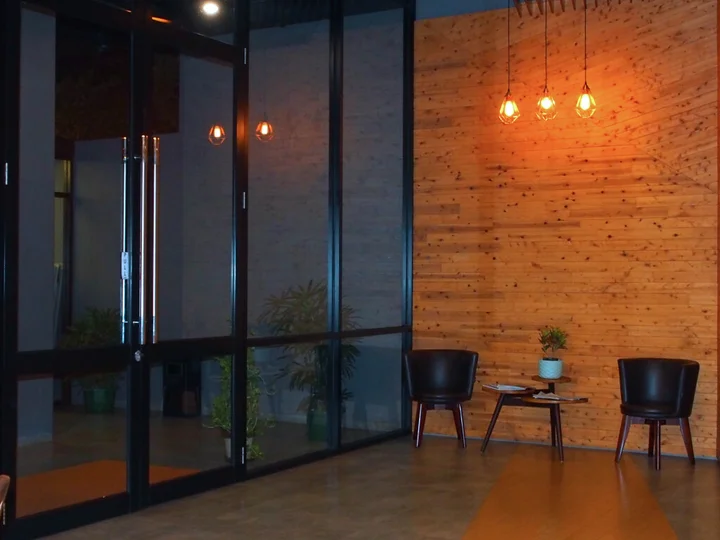 Амбон: The City Hotel