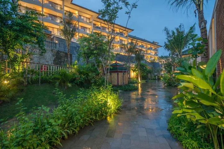 Убуд: SereS Springs Resort & Spa Singakerta