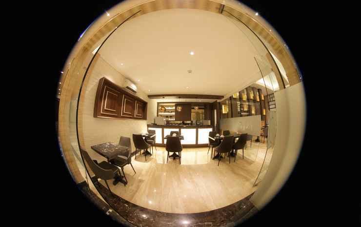 Банджармасин: pyramid suites Hotel