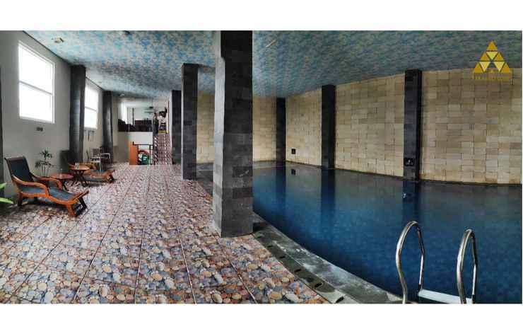 Банджармасин: pyramid suites Hotel