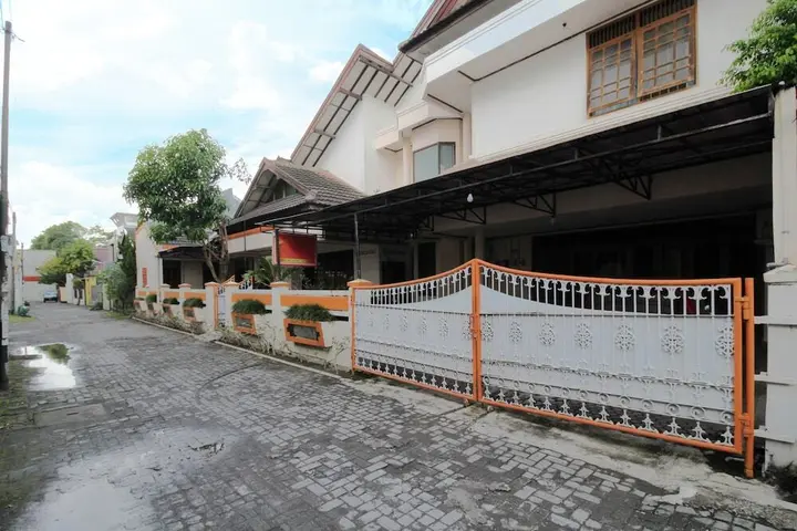 Батуретно: Airy Eco Syariah Pogung Baru Kaliurang KM 5 Yogyakarta