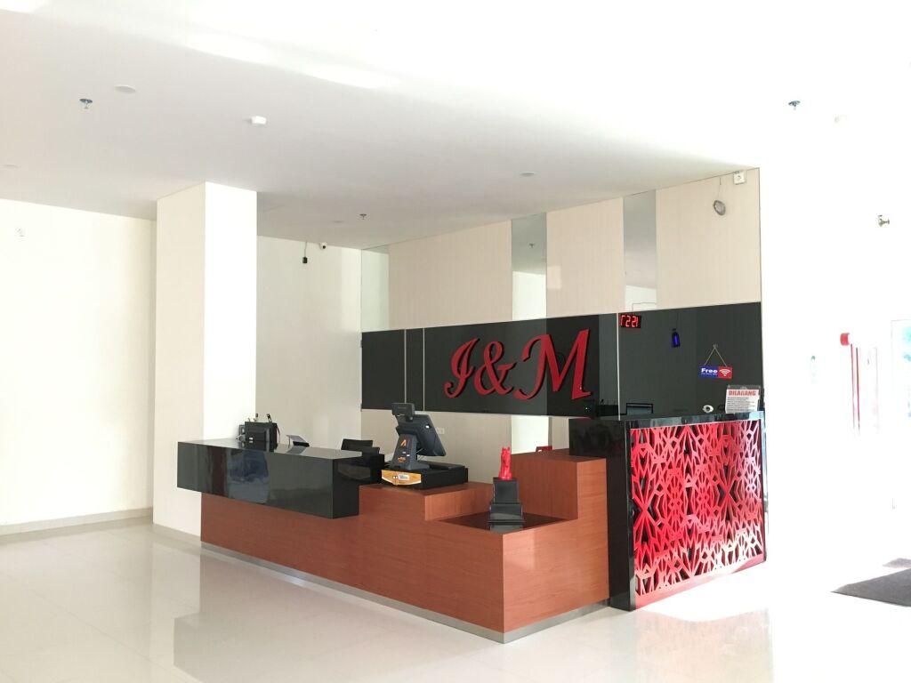 Сурабая: I&M Hotel Billiard