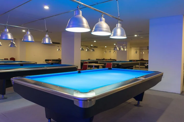 Сурабая: I&M Hotel Billiard