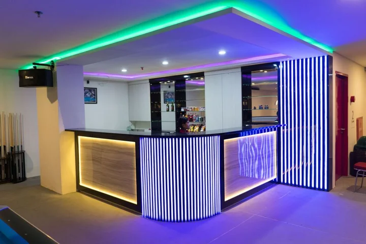 Сурабая: I&M Hotel Billiard