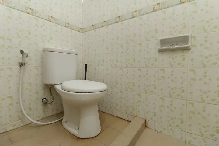 Суракарта: RedDoorz @ Manahan
